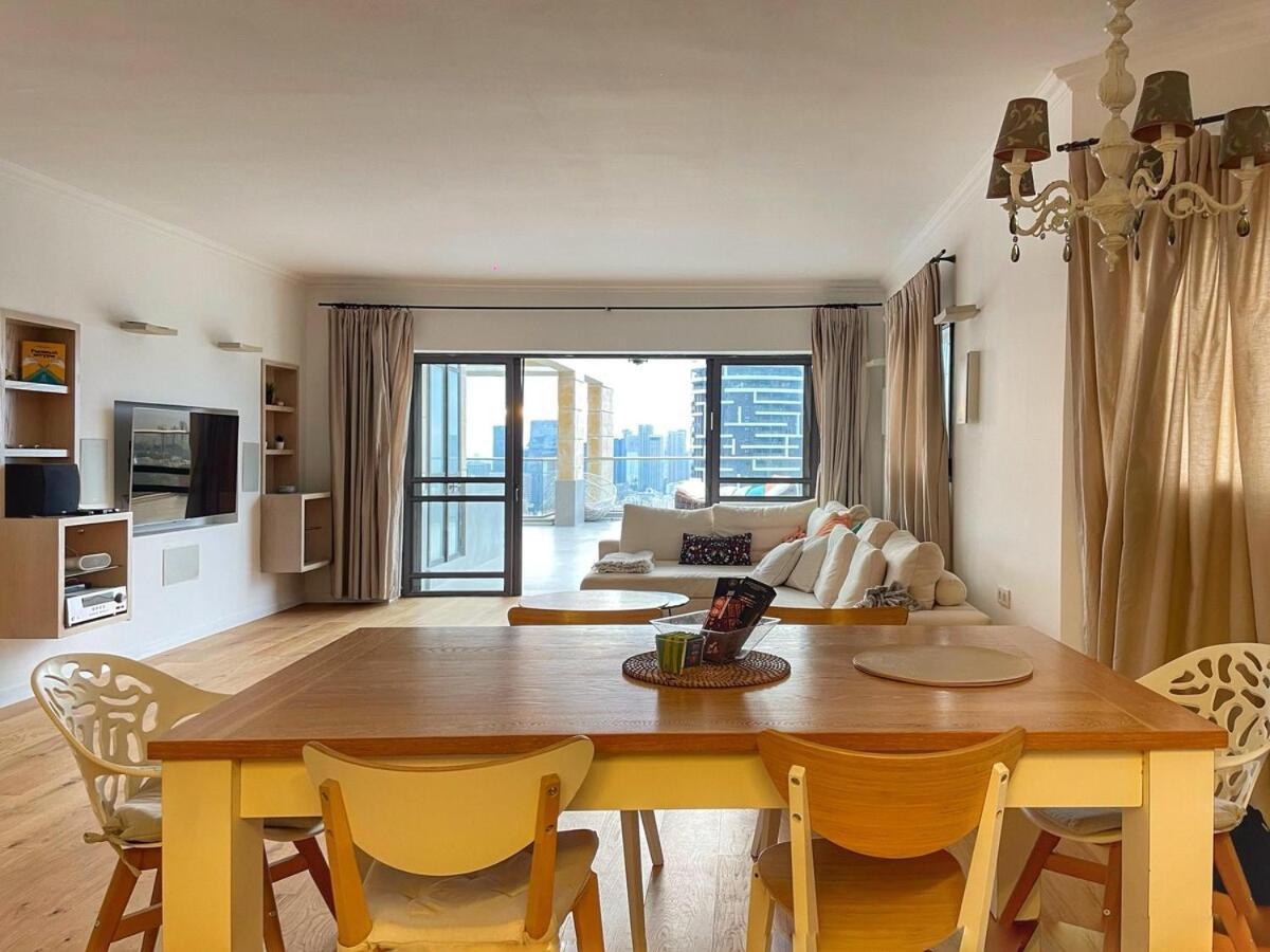 Beautiful Penthouse W/Amazing View, Prime Location Apartment Рамат Ган Екстериор снимка