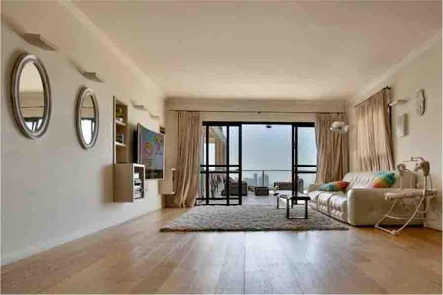 Beautiful Penthouse W/Amazing View, Prime Location Apartment Рамат Ган Екстериор снимка